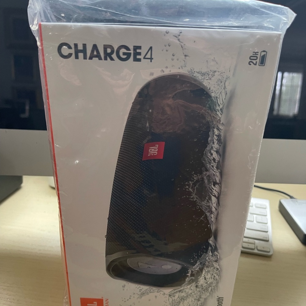 JBL Charge 4 Portable Bluetooth Speaker - Black